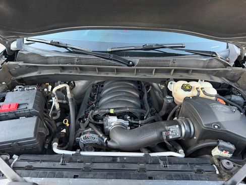 Used 2020 GMC Sierra 1500 AT4 w/ Technology Package AWD/4WD image 6