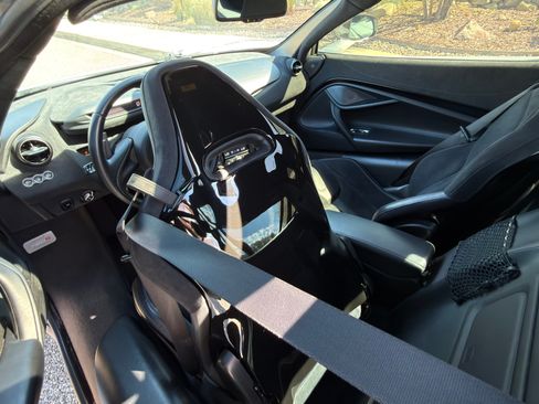 Used 2020 McLaren 720S Coupe 2D image 9