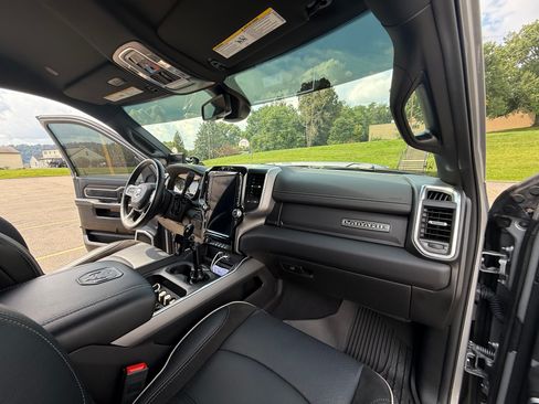Used 2024 RAM 2500 Laramie w/ Sport Appearance Package AWD/4WD image 23