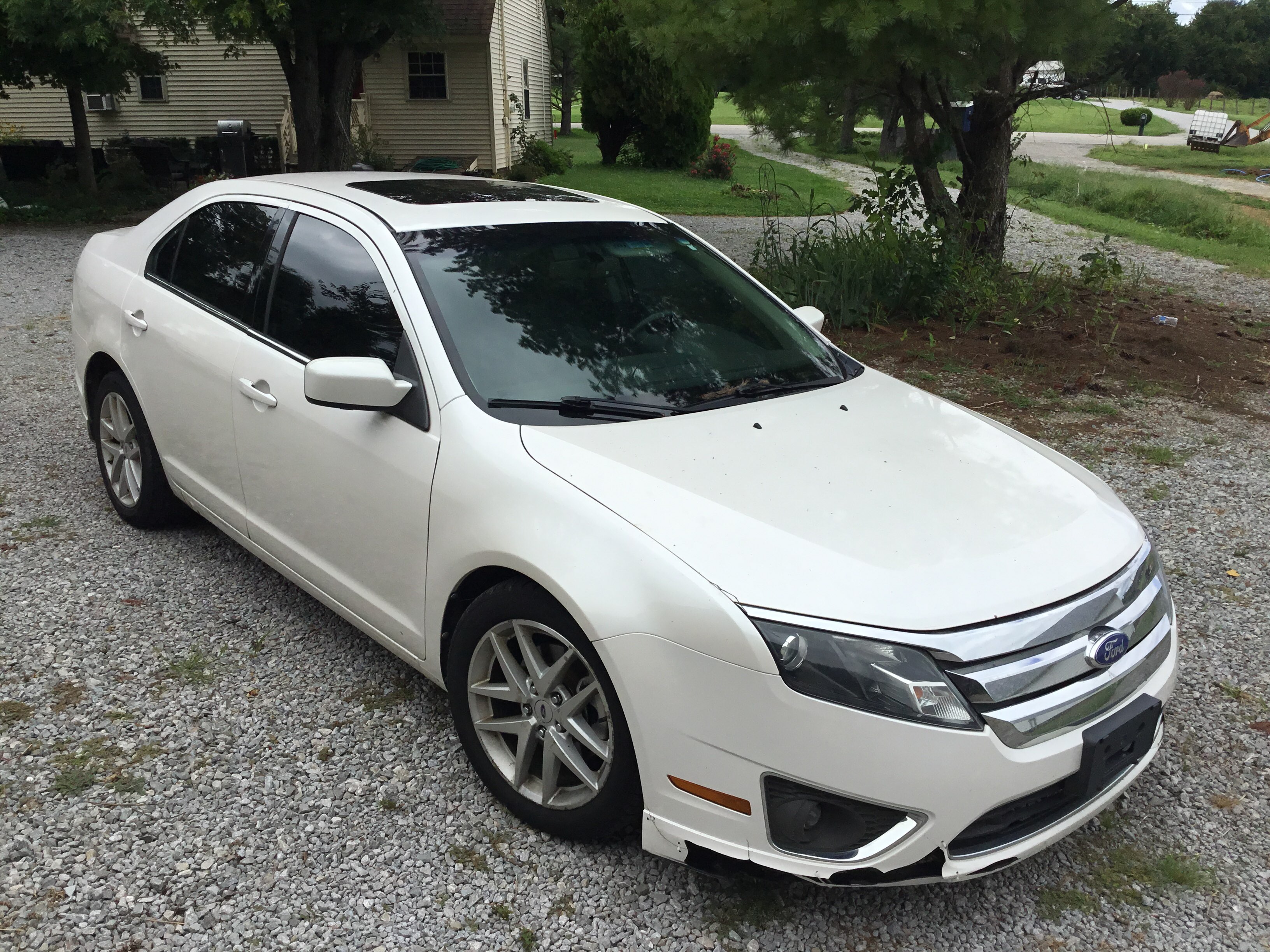 Used 2012 Ford Fusion SEL FWD image 1