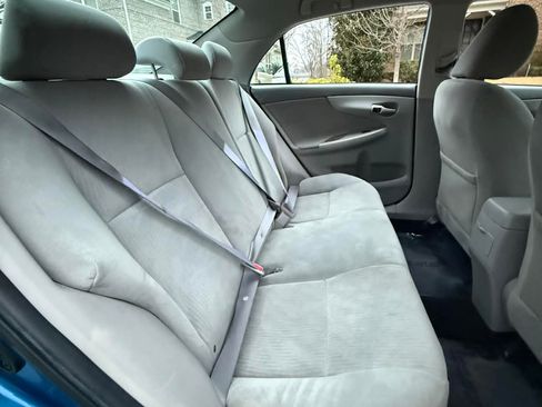 Used 2010 Toyota Corolla LE image 10