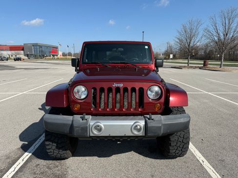 Used 2008 Jeep Wrangler Unlimited Sahara w/ Trailer Tow Group image 2