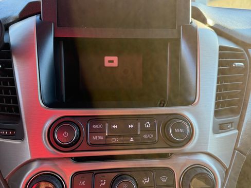 Used 2015 GMC Yukon Denali w/ Open Road Package image 29