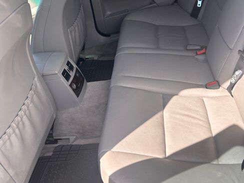 Used 2007 BMW 525xi Sedan AWD/4WD image 9