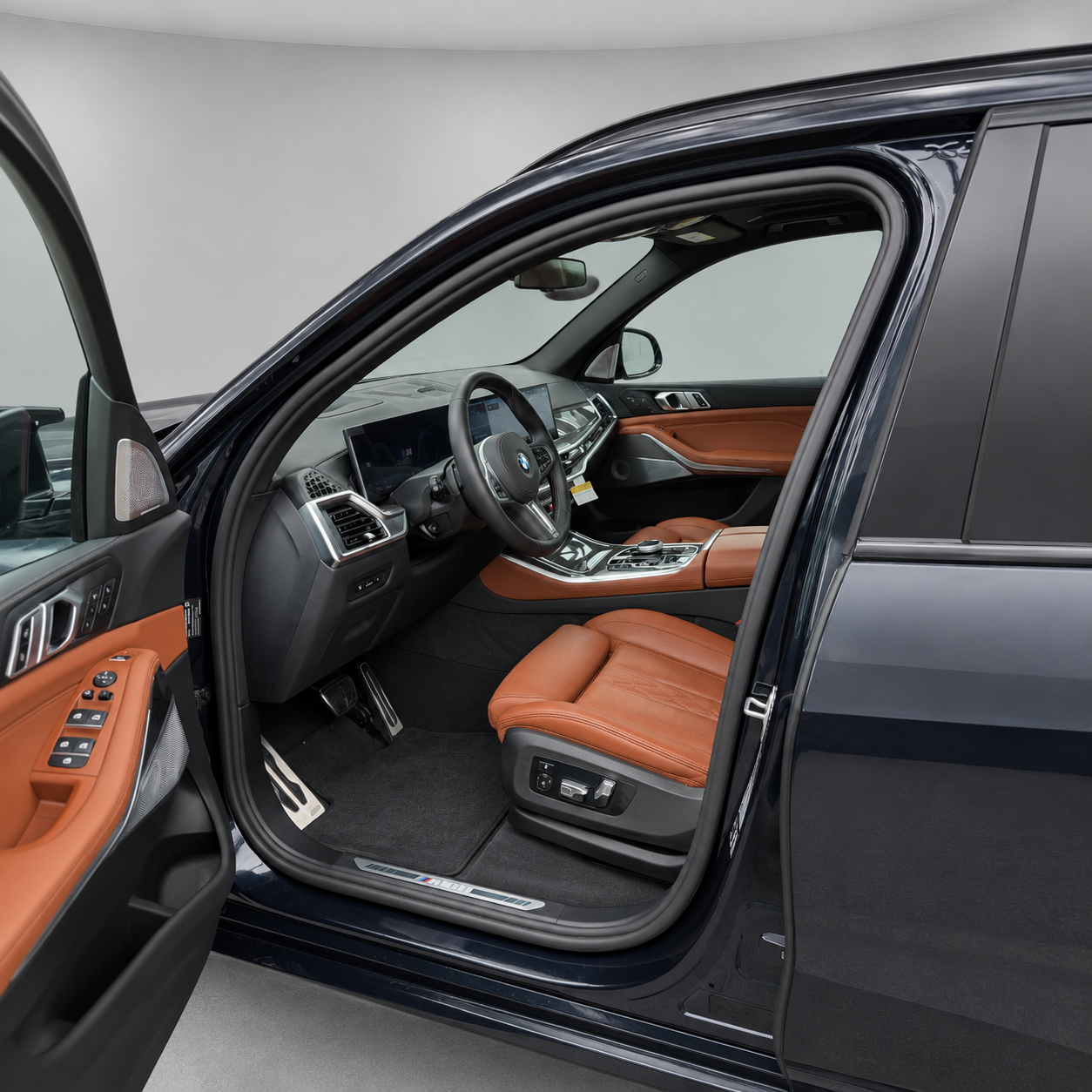 Used 2026 BMW X5 M60i AWD/4WD image 18