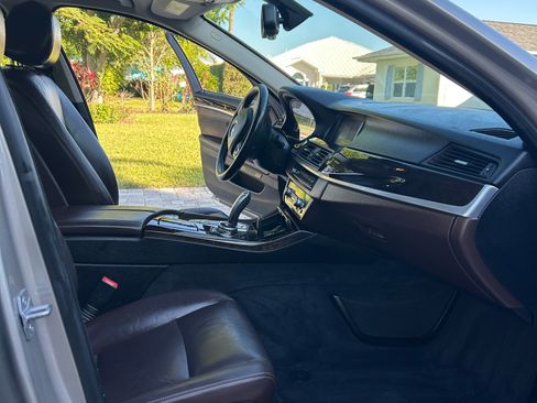 Used 2014 BMW 528i xDrive Sedan image 15