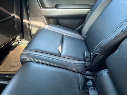 Used 2010 MAZDA CX-9 Grand Touring w/ Moonroof & Bose Audio Pkg AWD/4WD image 12