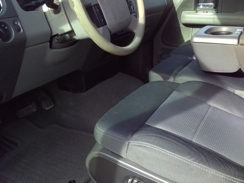 Used 2008 Ford F150 XLT image 13