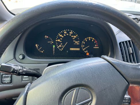 Used 1999 Lexus RX 300 4WD image 8