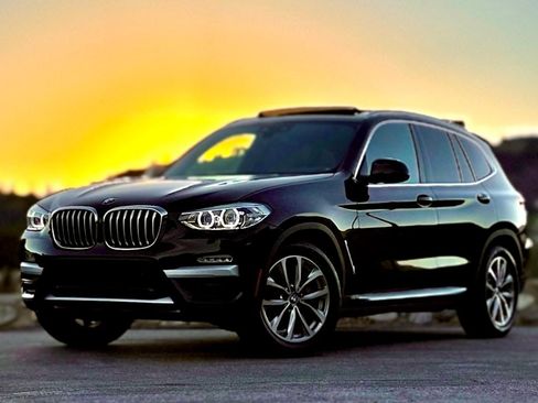 Used 2019 BMW X3 sDrive30i w/ Premium Package image 1