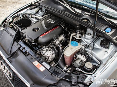 Used 2010 Audi A5 2.0T Premium image 9