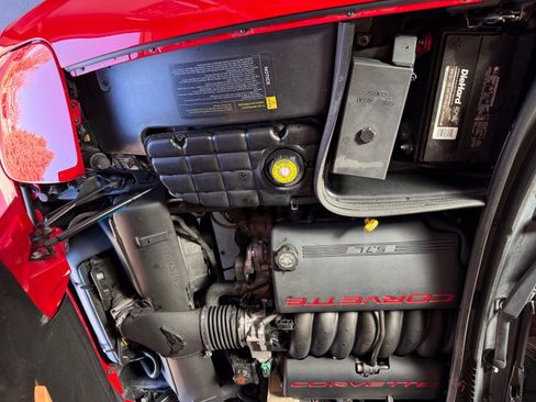 Used 1999 Chevrolet Corvette Convertible w/ Memory Pkg image 21