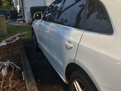 Used 2013 Audi Q5 3.0T Premium Plus w/ Audi MMI Navigation Plus Pkg