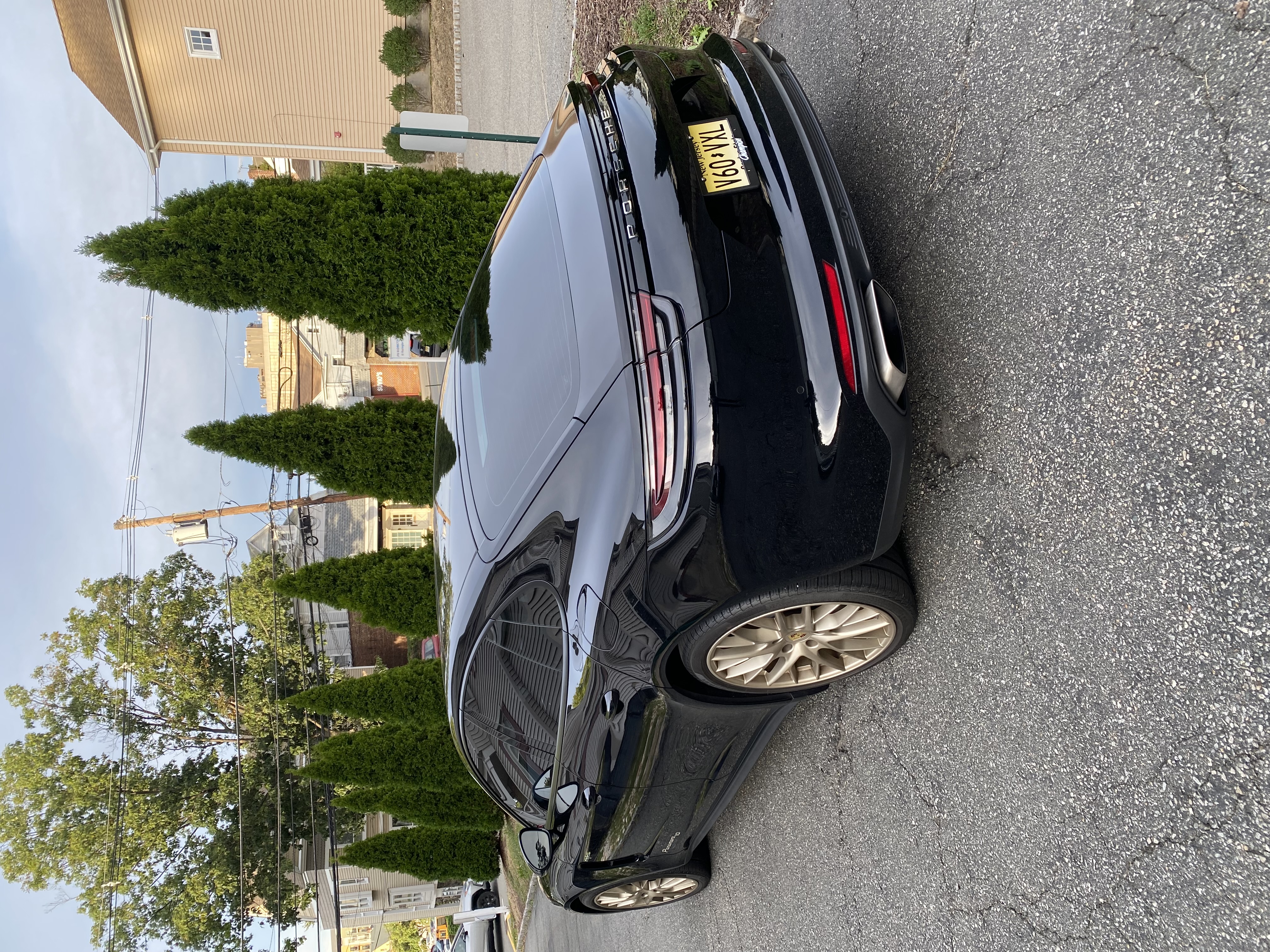 Used 2020 Porsche Panamera 4 AWD/4WD image 10