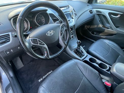 Used 2015 Hyundai Elantra Limited FWD image 14