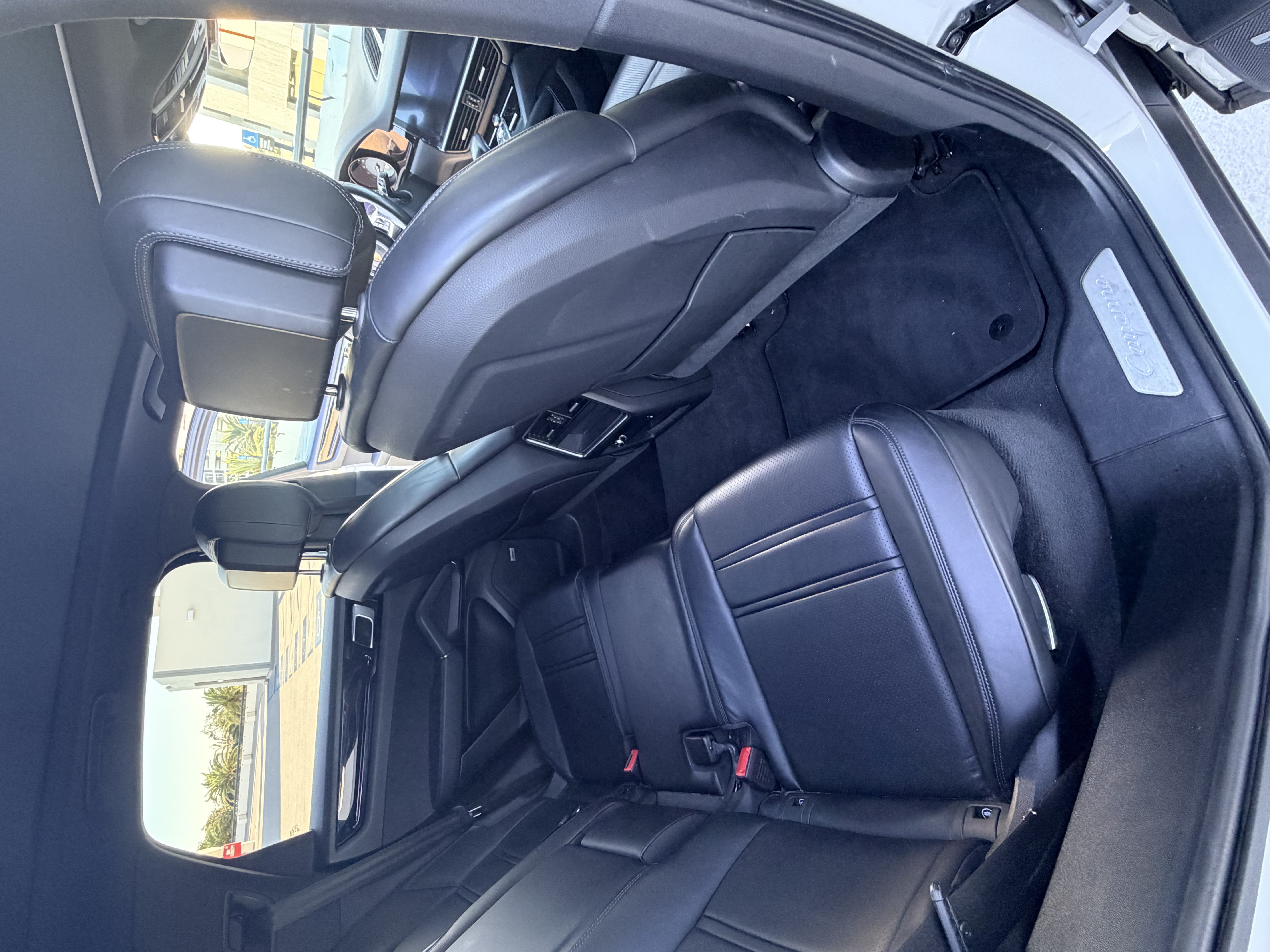 Used 2021 Porsche Cayenne AWD/4WD image 24