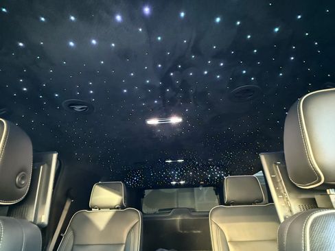 Used 2021 Chevrolet Tahoe Premier image 16