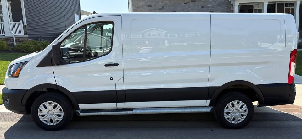 Used 2025 Ford Transit 250 Low Roof w/ Exterior Upgrade Package RWD image 1