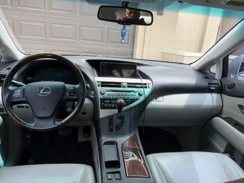 Used 2012 Lexus RX 350 FWD w/ Premium Pkg image 11