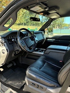 Used 2016 Ford F250 Lariat w/ Lariat Interior Package AWD/4WD image 8