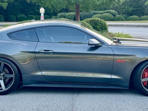 Used 2015 Ford Mustang GT Premium w/ Equipment Group 401A RWD image 5