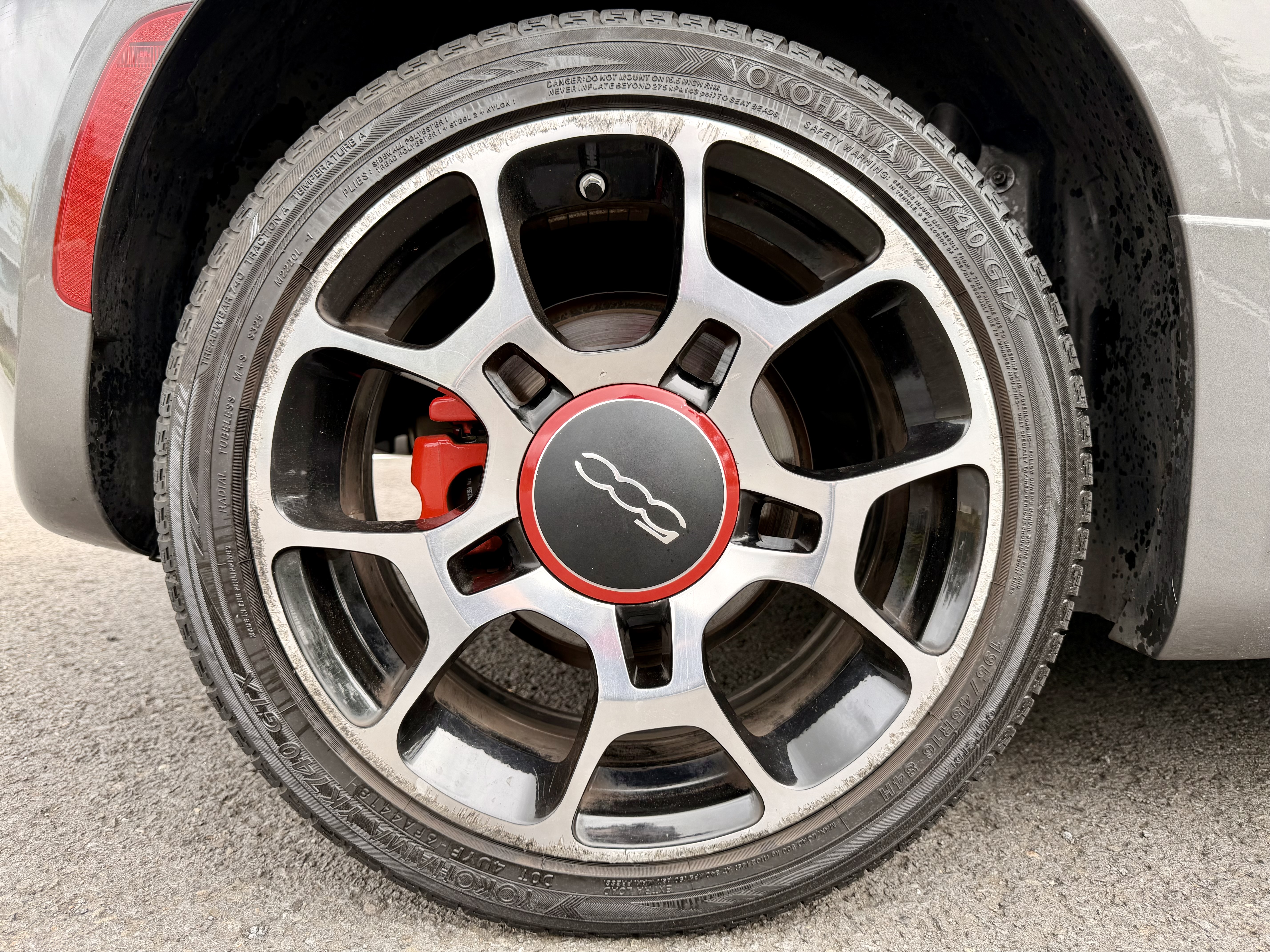 Used 2013 FIAT 500 Turbo w/ Beats Audio Pkg FWD image 29