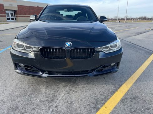 Used 2013 BMW 335i xDrive Sedan AWD/4WD image 2