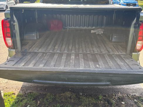 Used 2019 GMC Sierra 1500 SLE w/ SLE Value Package image 9