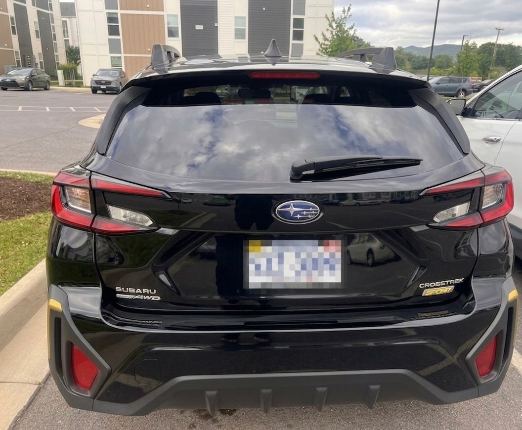 Used 2025 Subaru Crosstrek 2.5i Sport w/ Crosstrek Mirror Package AWD/4WD image 5