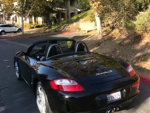 Used 2005 Porsche Boxster S image 10