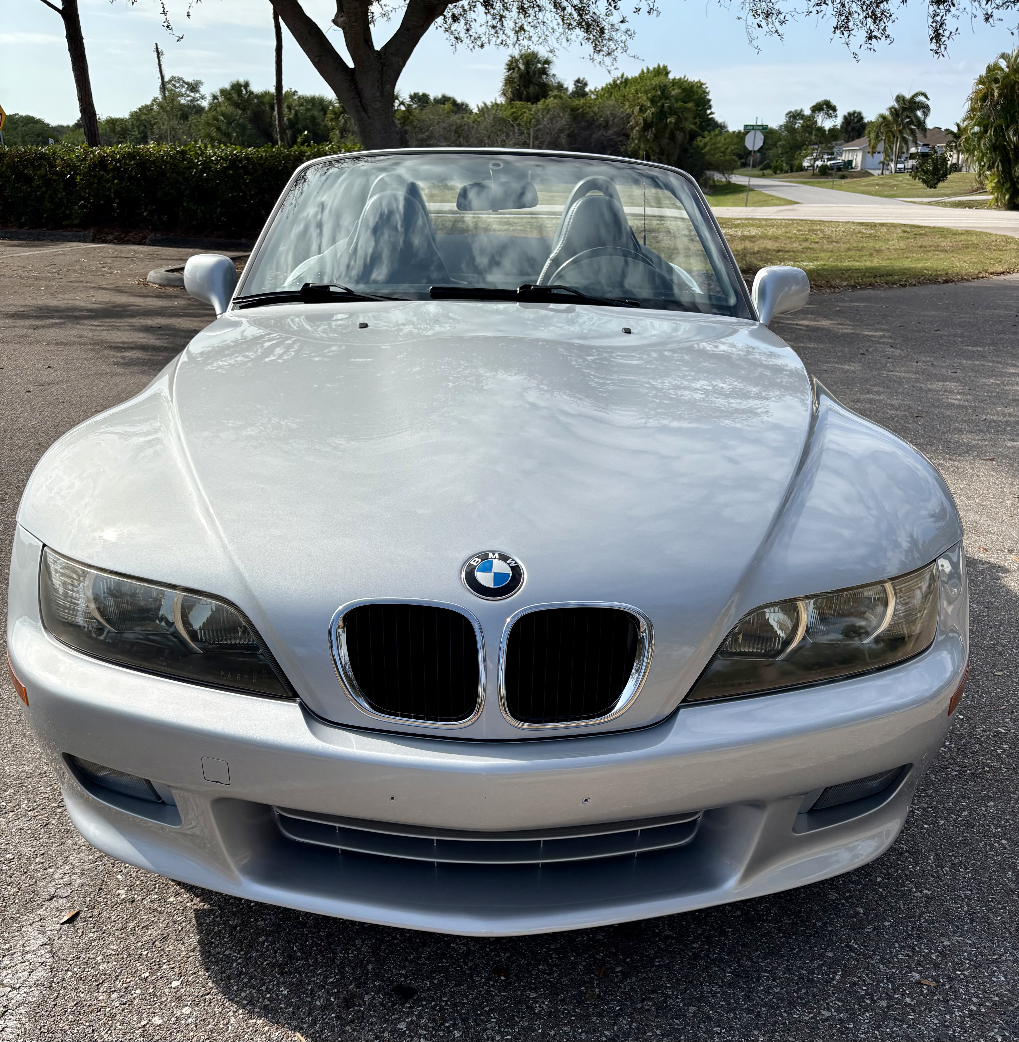 Used 2001 BMW Z3 3.0i RWD image 1