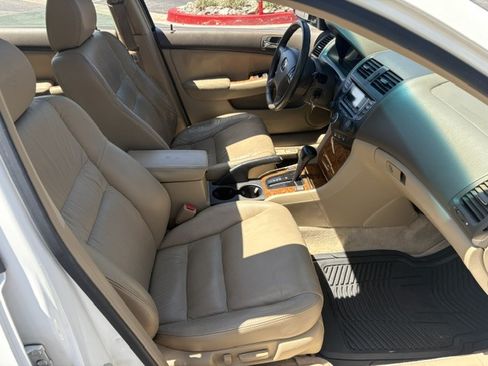 Used 2003 Honda Accord EX image 22