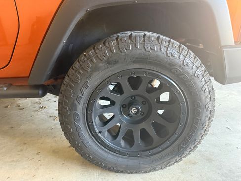Used 2010 Jeep Wrangler Sport AWD/4WD image 2