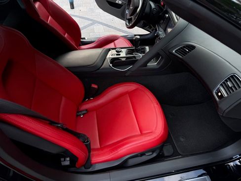 Used 2015 Chevrolet Corvette Z06 image 9