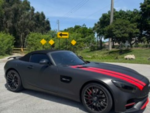 Used 2018 Mercedes-Benz AMG GT Roadster image 6