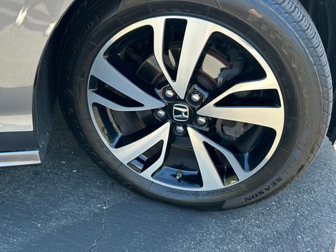 Used 2019 Honda Odyssey Elite image 16