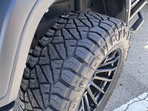 Used 2024 Jeep Wrangler Unlimited Sport AWD/4WD image 31