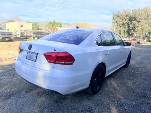 Used 2012 Volkswagen Passat 2.5 SE image 6
