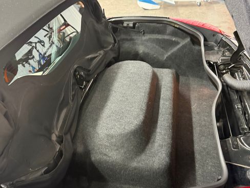 Used 2008 Pontiac Solstice Convertible w/ Premium Package RWD image 10