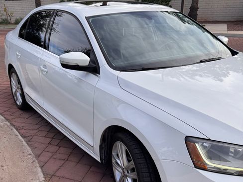 Used 2017 Volkswagen Jetta SEL image 8