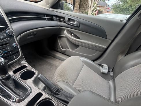 Used 2014 Chevrolet Malibu LT FWD image 9