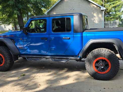 Used 2021 Jeep Gladiator Mojave image 1