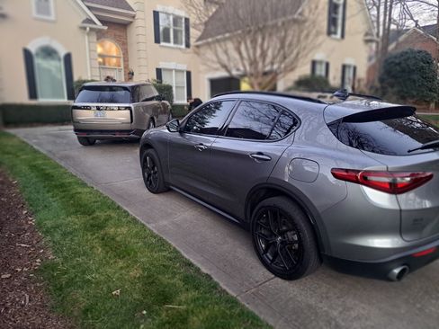 Used 2021 Alfa Romeo Stelvio Sprint w/ Nero Edizione image 4