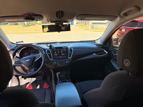 Used 2019 Chevrolet Malibu LS image 12