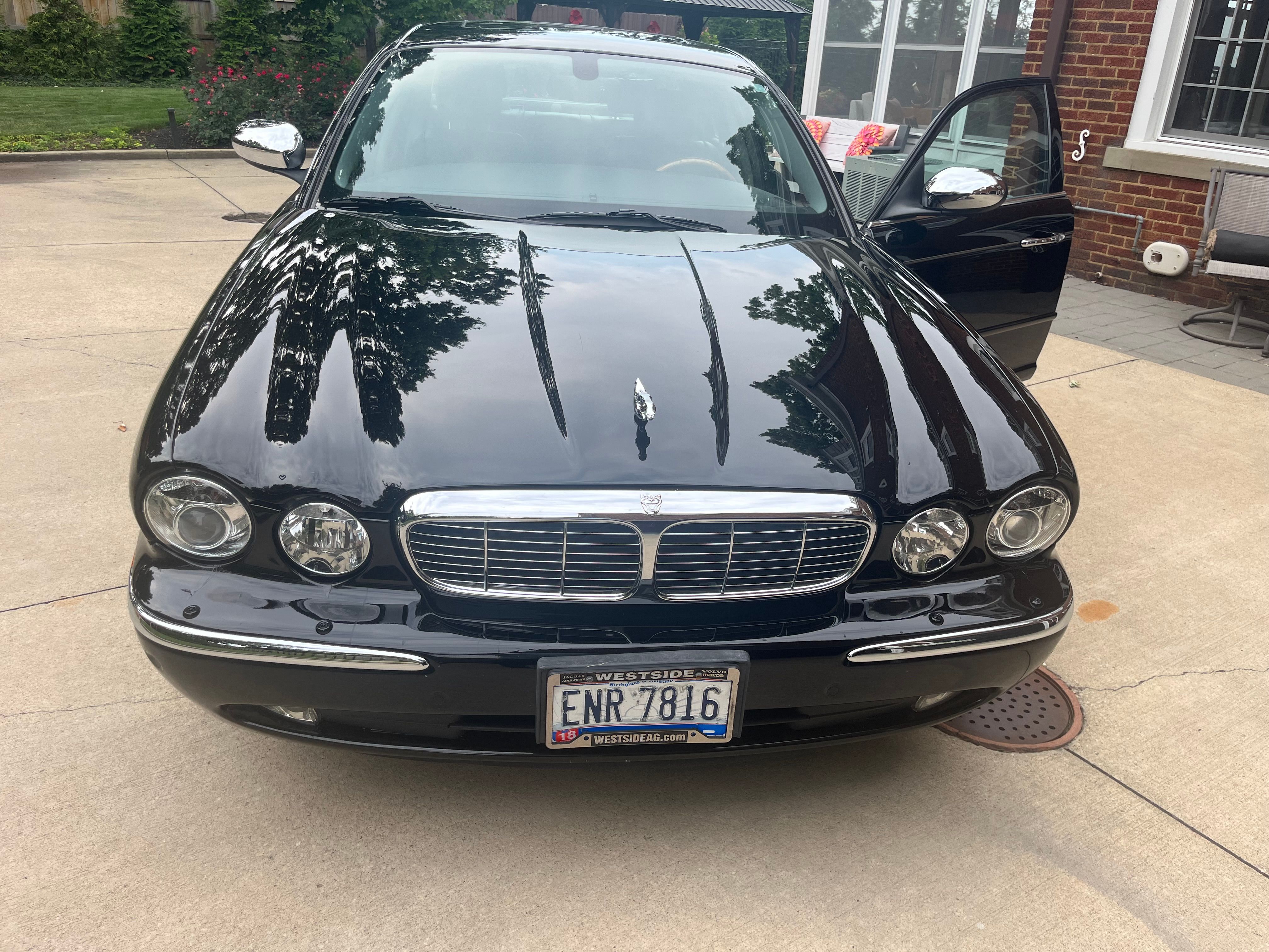 Used 2005 Jaguar XJ Vanden Plas RWD image 11