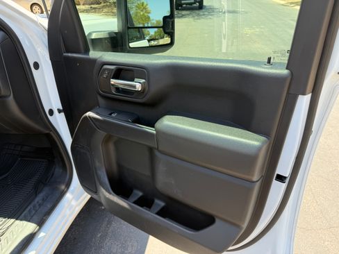 Used 2024 Chevrolet Silverado 2500 W/T w/ WT Convenience Package AWD/4WD image 23