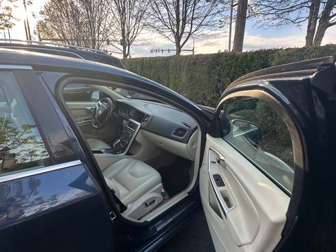 Used 2015 Volvo S60 T5 Premier FWD image 10