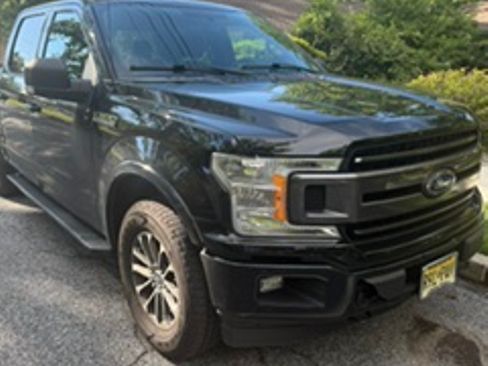Used 2018 Ford F150 XLT w/ Equipment Group 302A Luxury AWD/4WD image 1