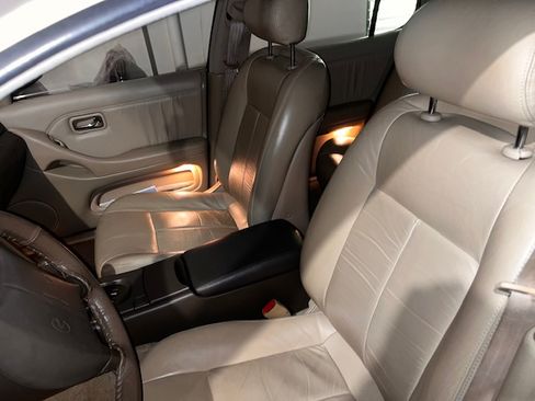 Used 1995 INFINITI J30 30 Sedan 4D image 13