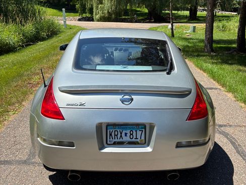 Used 2004 Nissan 350Z Enthusiast RWD image 6